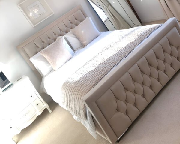 Hilton Bed with Mattress